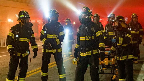 911 3 сезон 9 серия — кадр