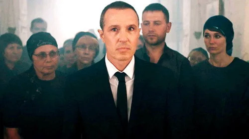 Жуки 3 сезон 1 серия — кадр